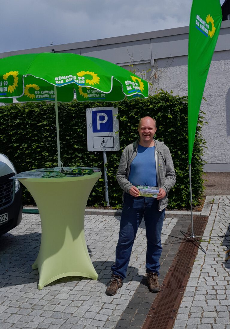 Infostand am 24.5.24 auf dem Wochenmarkt in Heiningen