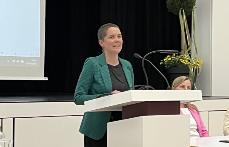Rede unserer Fraktionsvorsitzenden Dr. Lilith Kuhn bei der Einwohnerversammlung am 5. Juni 2025
