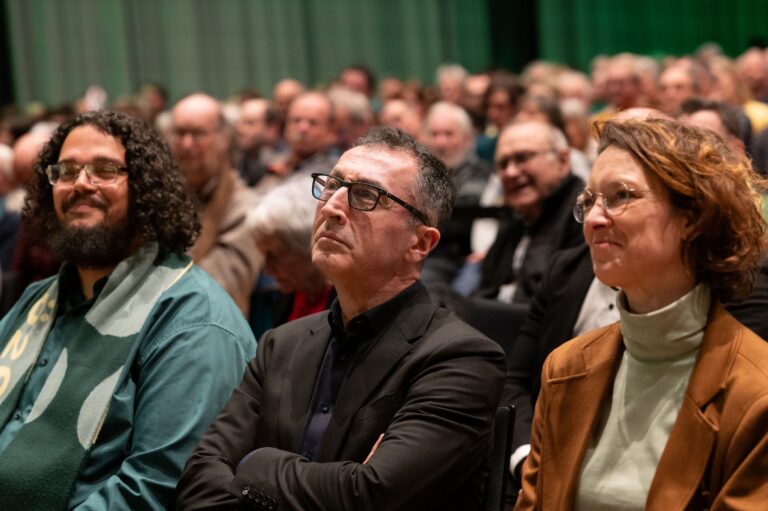 Großer Andrang bei politischem Abend mit Cem Özdemir in Uhingen